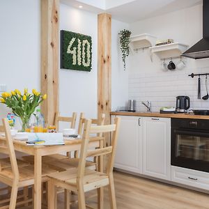 Inpoint Old Town Apartments